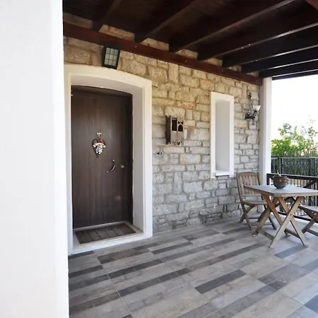 빌라 Merkezde Muestakil Havuzlu