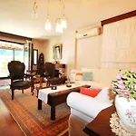 Merkezde Muestakil Havuzlu * Bodrum