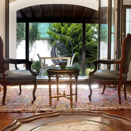 Merkezde Muestakil Havuzlu Villa Bodrum