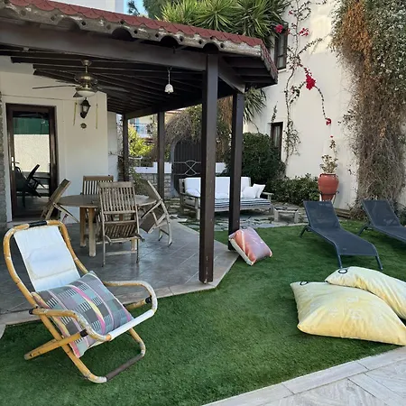 Villa Merkezde Muestakil Havuzlu *